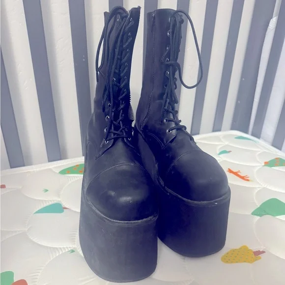 Funtasma Monster 10 Men’s Platform Boots